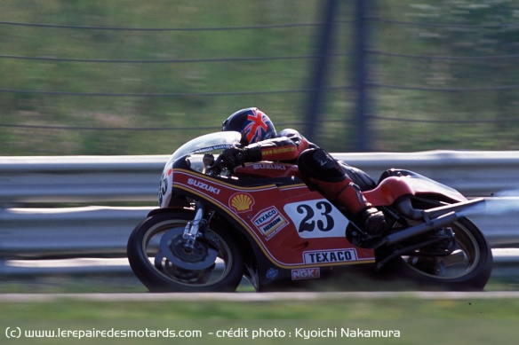 C'est monsieur Sheene en personne qui s'est chargé de me donner les conseils pour piloter ce monstre