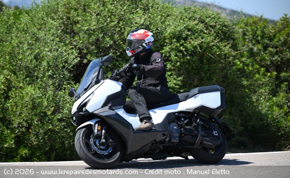 Essai du maxi-scooter SYM TTLBT