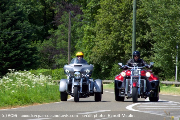 Comparo Boss Hoss Trike V8 & Harley-Davidson Tri Glide Ultra