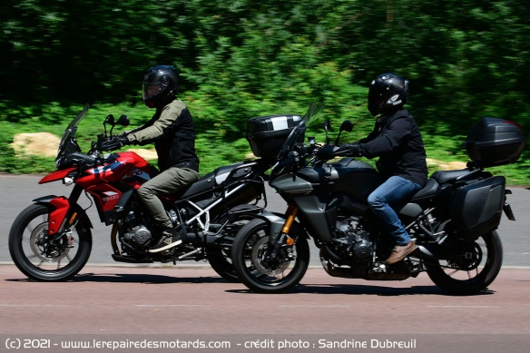 Triumph Tiger 900 GT Pro vs Yamaha Tracer 9 GT