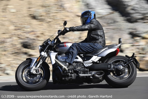 Essai de la Triumph Rocket 3 GT sur route