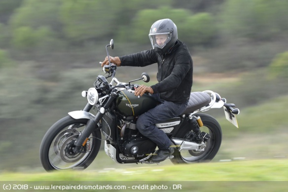 Essai de la Triumph Scrambler 1200 XC sur route