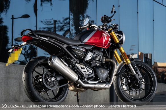 La selle de la Triumph Speed 400