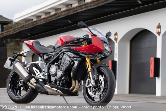 Triumph Speed Triple 1200 RR 2022
