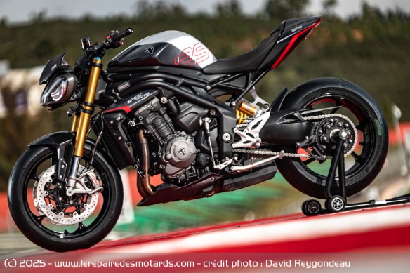 La Triumph Speed Triple 1200 RS