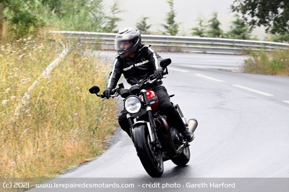 Essai de la Triumph Speed Twin sur route
