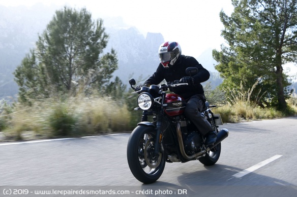 La Speed Twin à haute vitesse