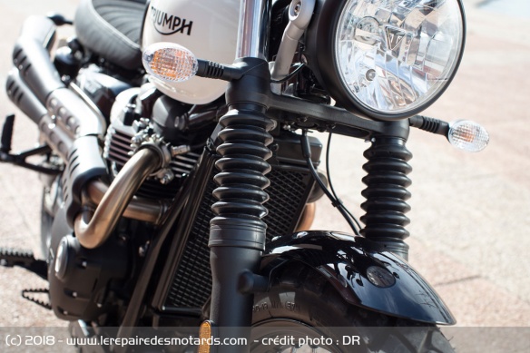 Fourche de la Triumph Street Scrambler