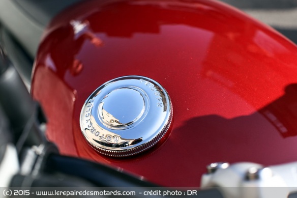 Réservoir Triumph Street Twin