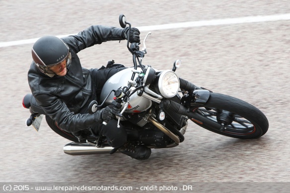 Vue de dessus Triumph Street Twin