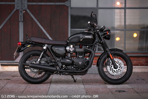 Triumph T120