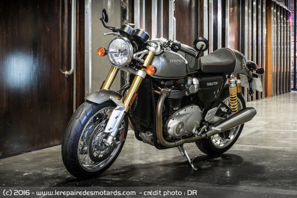 Avant Triumph Thruxton 1200 R