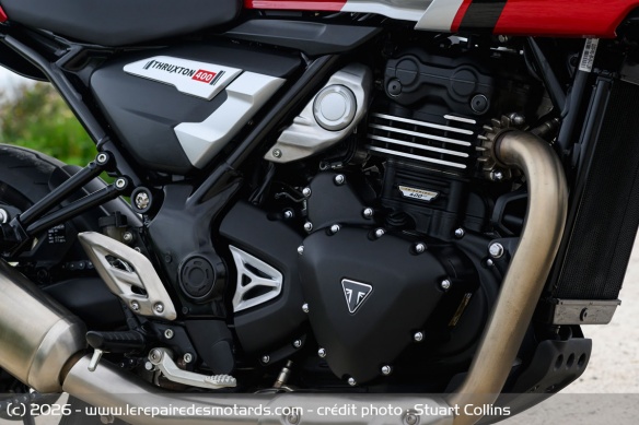 Le monocylindre TR de la Triumph Thruxton 400