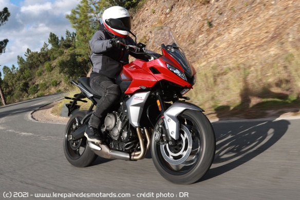 64 Nm à 6.250 tours/minute