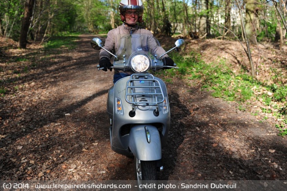 Essai scooter Vespa GTS 300