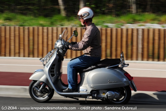 scooter Vespa GTS 300