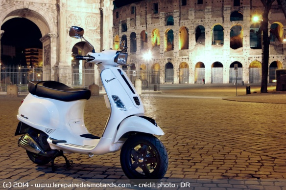 Vespa S 125 de nuit