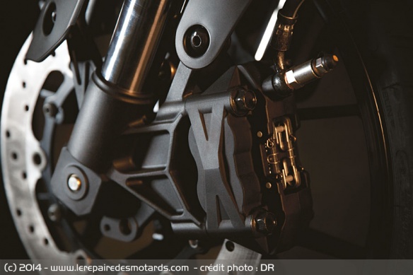 Freins Yamaha MT-125 et YZF R125
