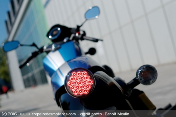 Feu arrière à LED de la Yamaha XV 950 Racer