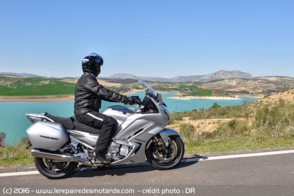 Yamaha FJR 1300 GT routière