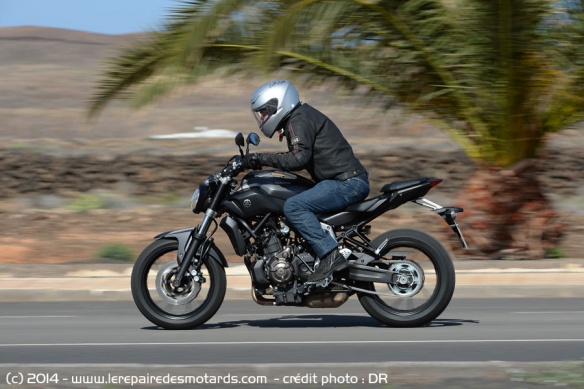 Essai Yamaha MT-07 sur autoroute