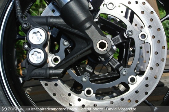 Freins Yamaha MT-09