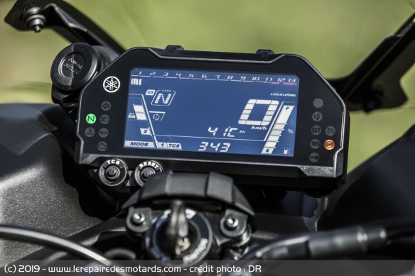 Compteur de la Yamaha Niken GT