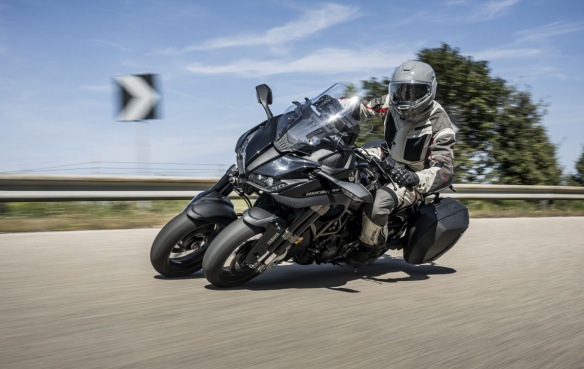 Essai Yamaha Niken GT Essai Yamaha Niken GT