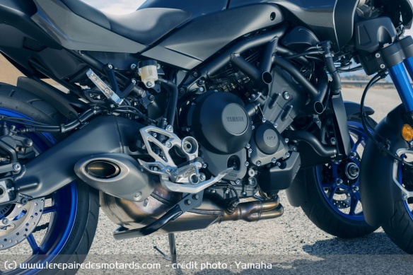Le 3 cylindres CP3 de la Yamaha Niken