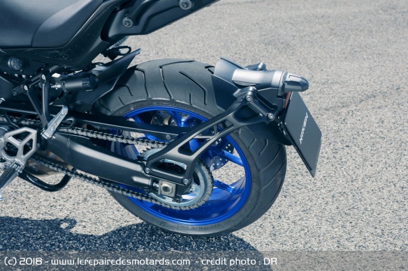 Roue arrière de la Yamaha Niken