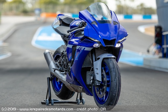 Yamaha YZF-R1