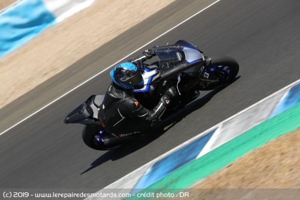 Essai de la Yamaha YZF-R1M à Jerez