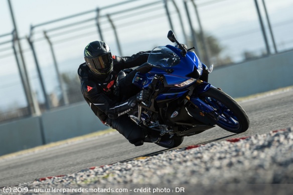 La Yamaha YZF-R125 sur circuit