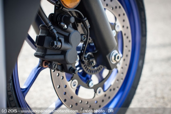 Freins Yamaha R3