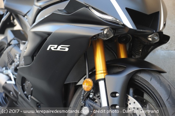 Les LEDs sont omniprésentes sur cette dernière génération de R6
