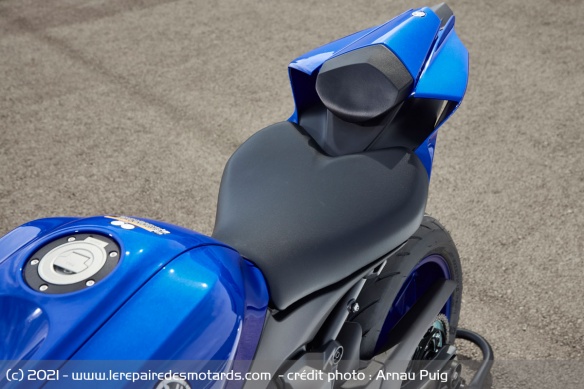 La selle de la Yamaha R7