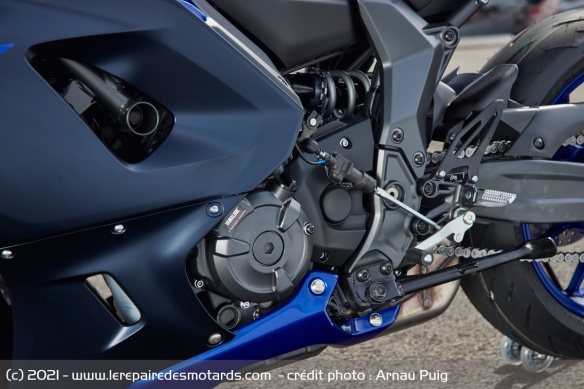 Le shifter de la Yamaha R7