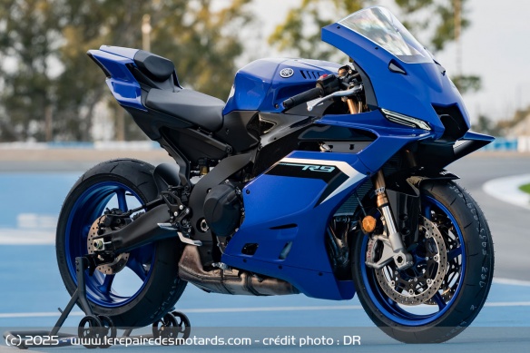 Essai de la Yamaha R9