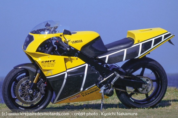 La Yamaha RZV 500 R uniquement vendue au Japon