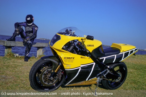 La Yamaha RZV 500R
