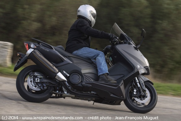 Essai Yamaha TMax 530 sur autoroute