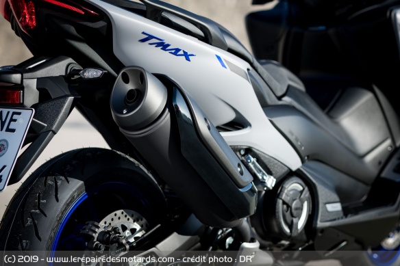 Le silencieux du Yamaha TMax 560