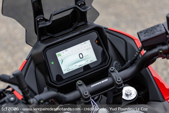 L'instrumentation de la Yamaha Tracer 7 Y-AMT