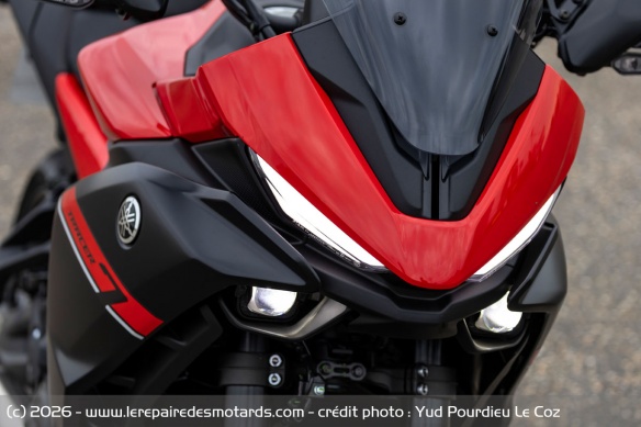 L'éclairage à LED de la Yamaha Tracer 7 Y-AMT