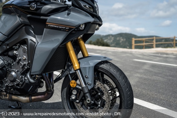 La fourche KYB de la Yamaha Tracer 9 GT+