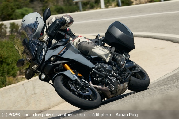 La Yamaha Tracer 9 GT+ sur les petites routes