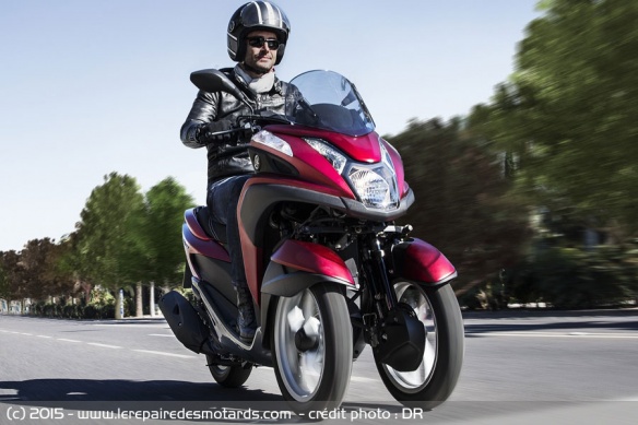 Essai Yamaha Tricity sur route