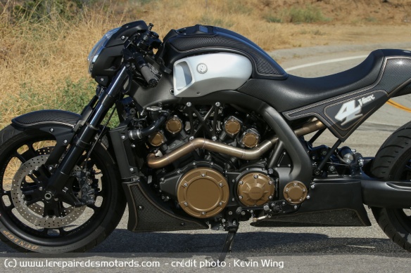 Le 4 cylindres du VMAX reste identique au modèle stock