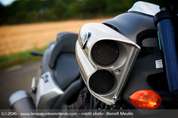 Les écopes de la Yamaha Vmax
