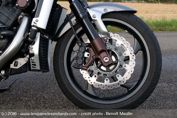 Roue de la Yamaha Vmax